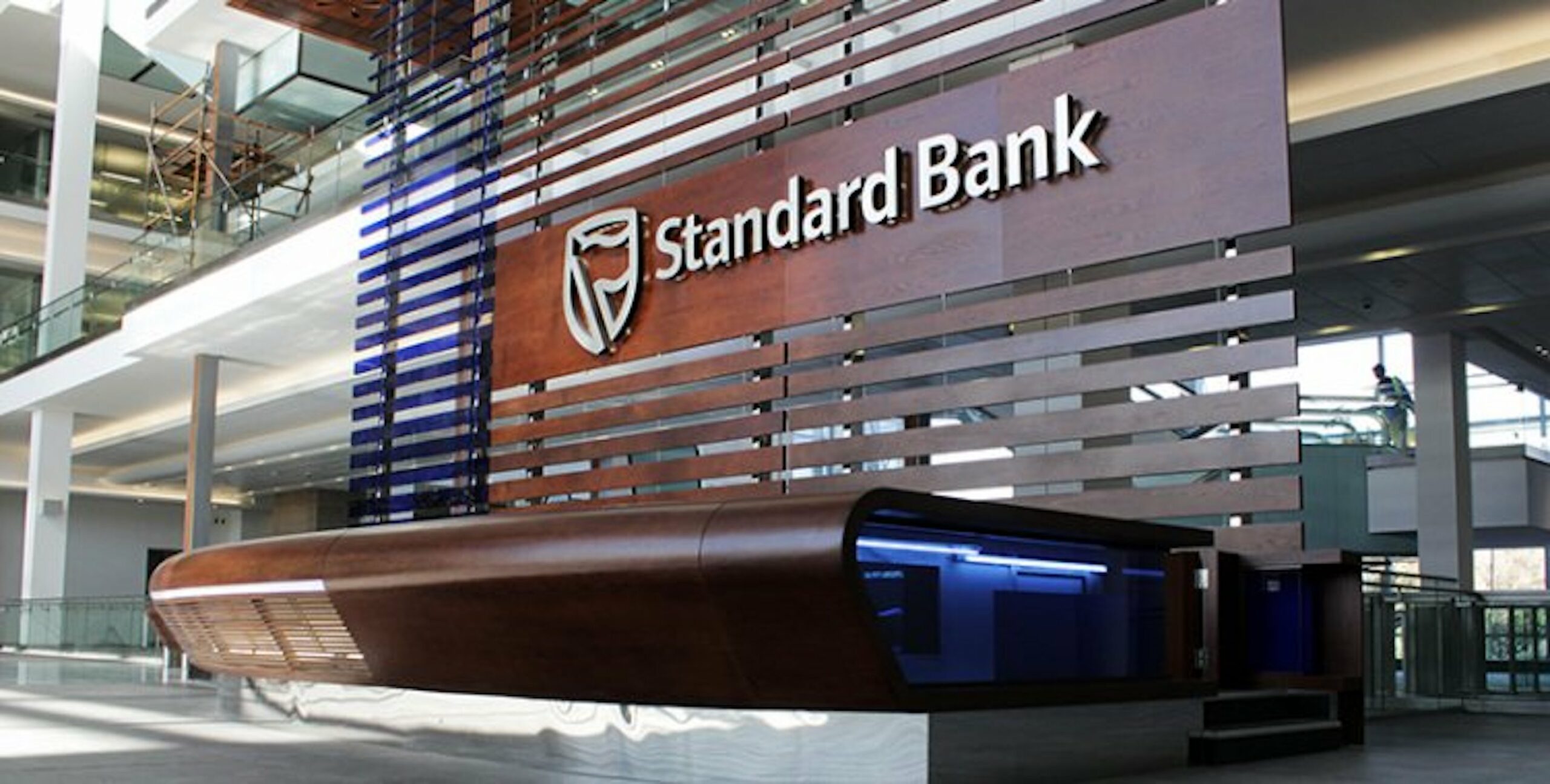 EUA Ganhos do Standard Bank Angola “impulsionam” lucros do maior banco